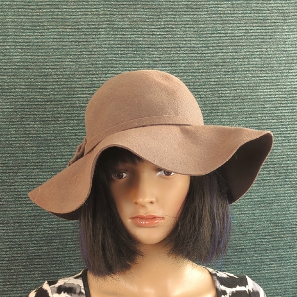 Cost Plus World Market Wool Felt Floppy Hat With Flower On Hatband - Picture 1 of 16